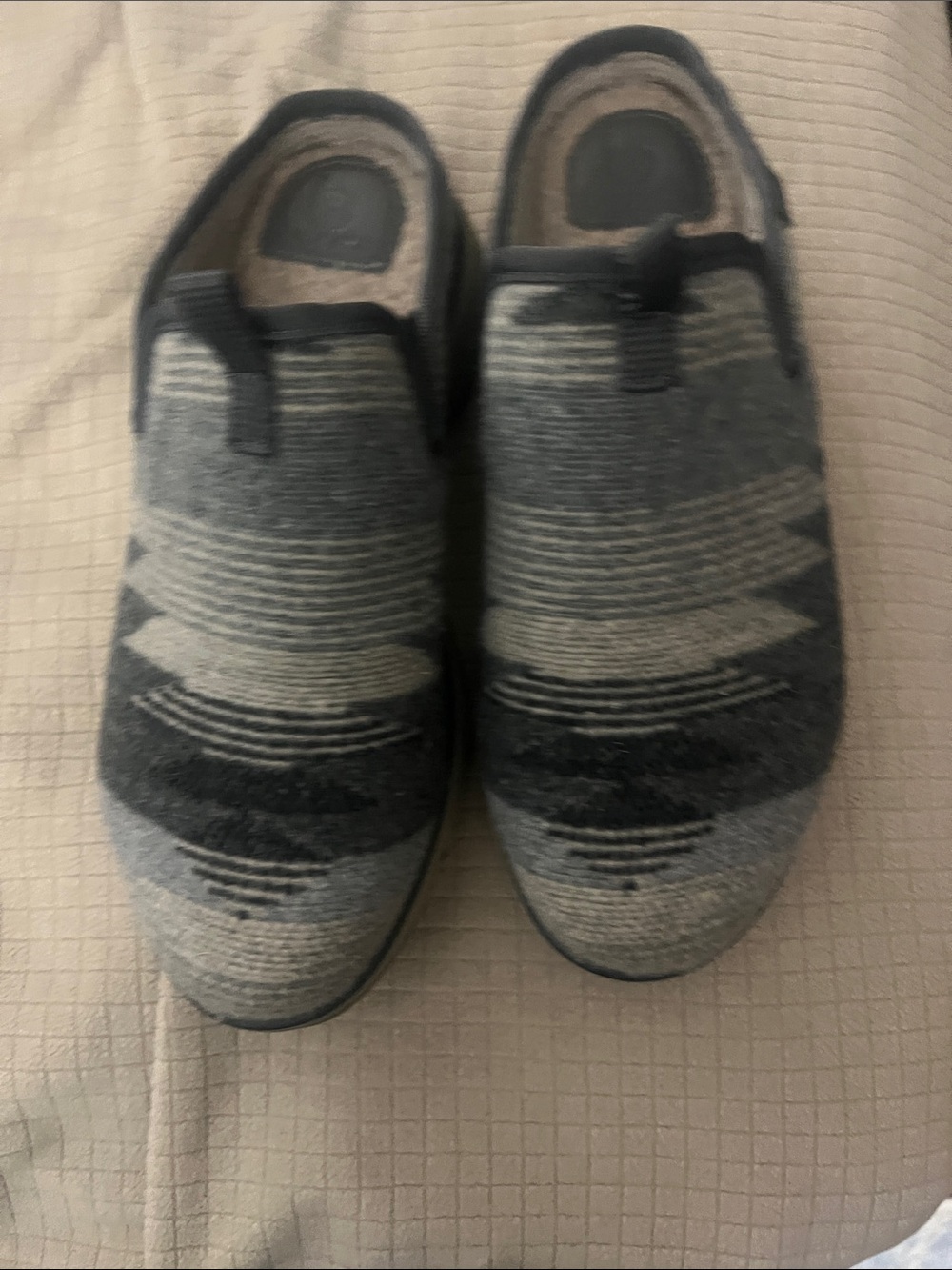 Women’s  Slip-On Wool Knit Shoes in Gray and tan tones